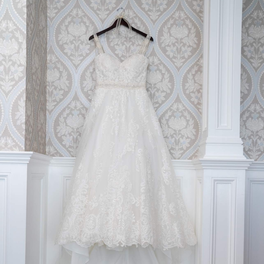 Mori Lee Elegant Lace Wedding Dress